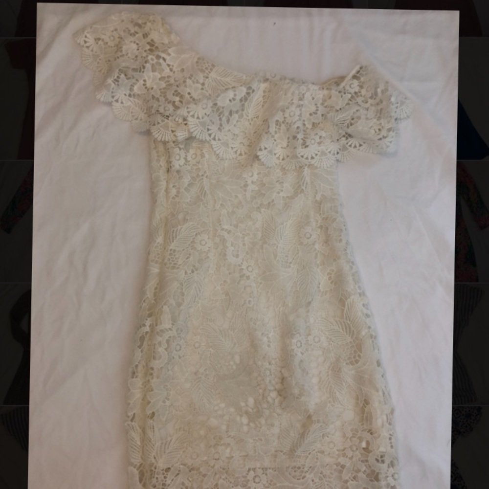 Off white/Cream lace dress